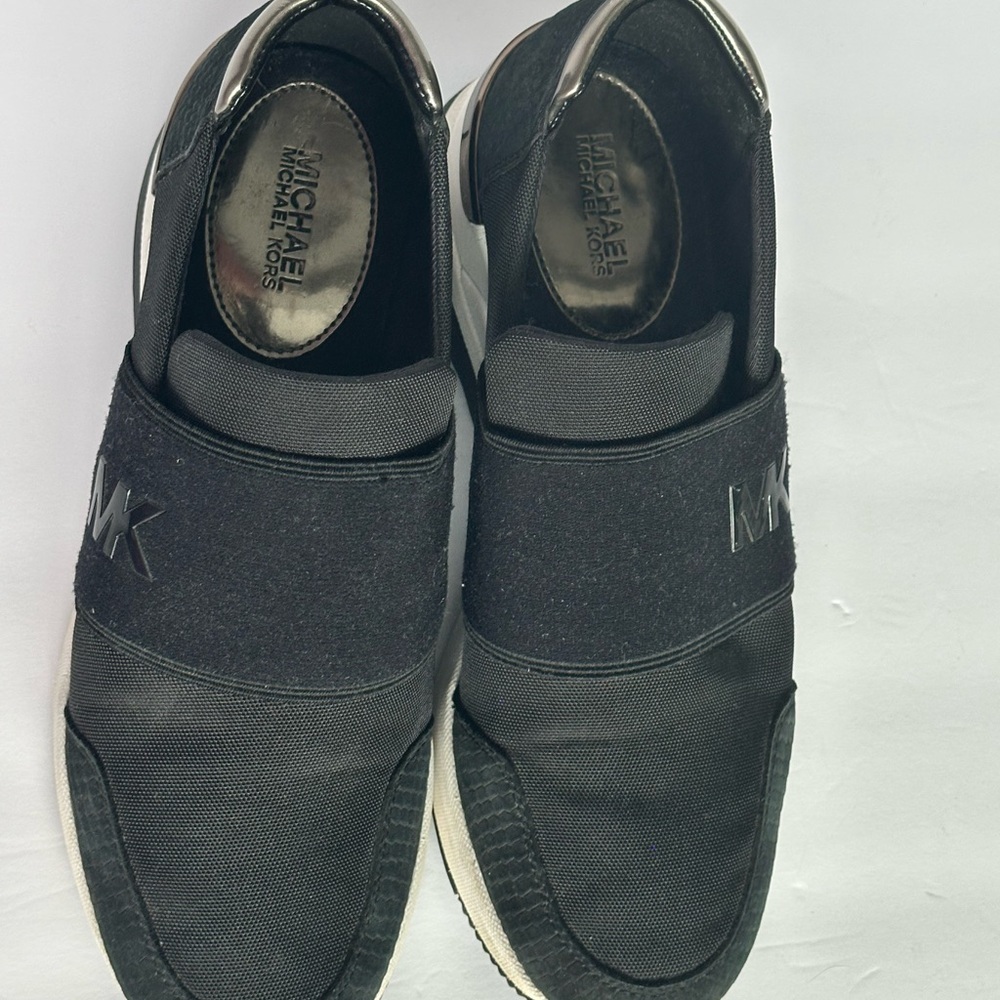 MICHAEL MICHAEL KORS
Felix Canvas and Snake-Embossed Nubuck Trainer 7.5 EUC - Picture 4 of 12